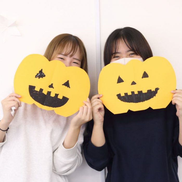 こども保育 ステンシルでハロウィンのかぼちゃを作ろう Jjc上越公務員 情報ビジネス専門学校 就職率100